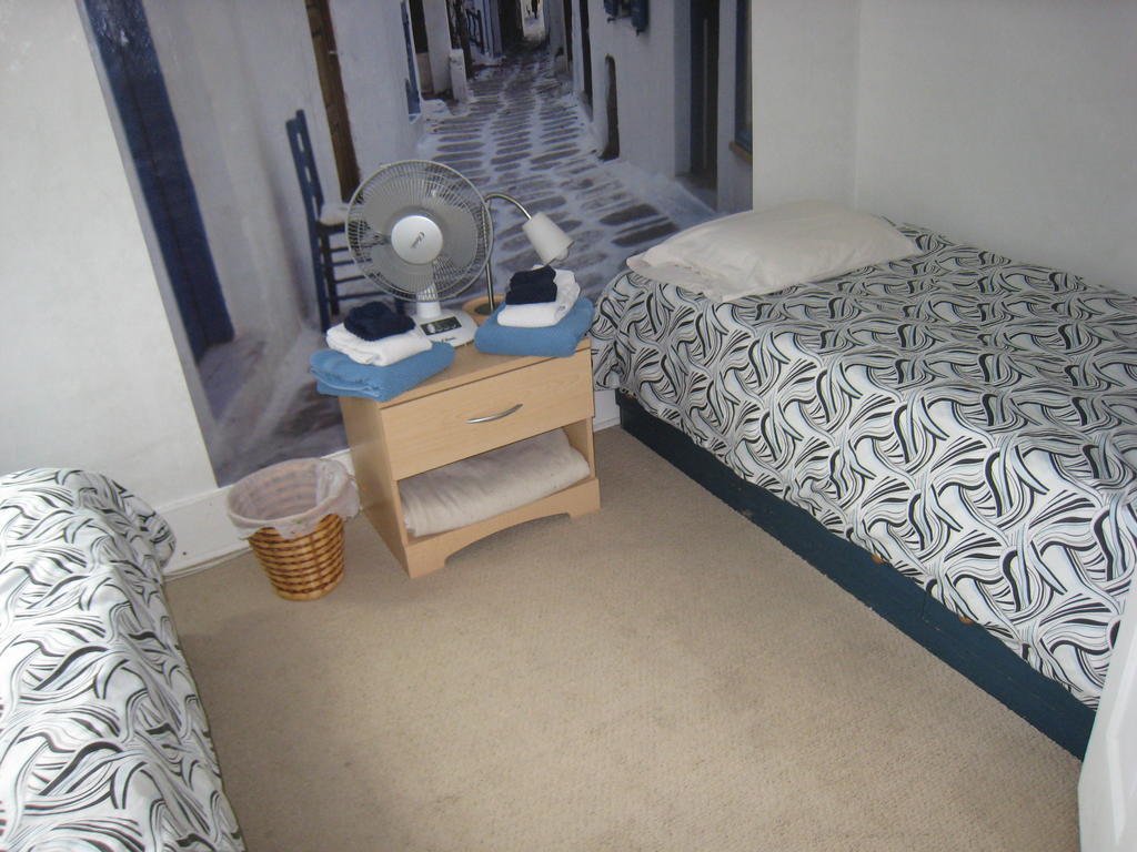 Poppi'S Guesthouse 레벨스톡 객실 사진